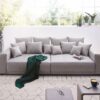 Big-Sofa Violetta 310x135 cm Grau abgesteppt mit Kissen