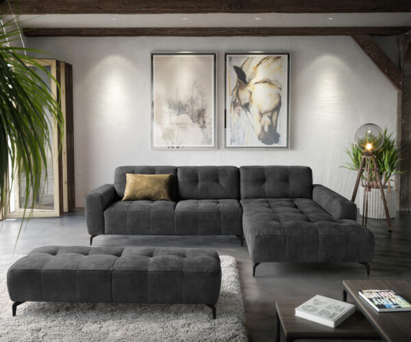Ecksofa Wilson 295x200 Schwarz Longchair rechts mit Hocker by W. Schillig